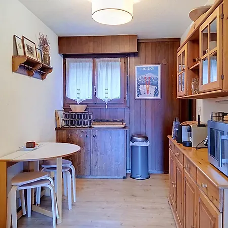 Porthos 29-30 Apartment